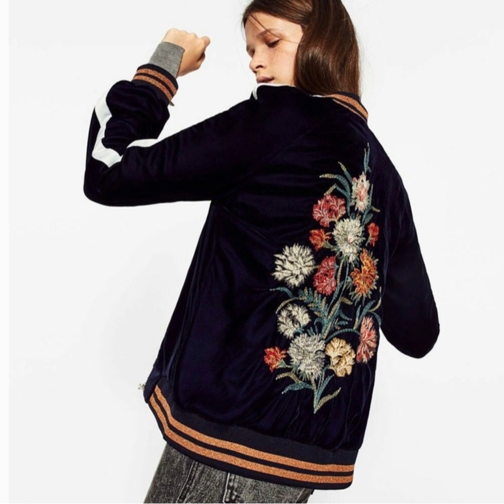 Zara Trafaluc Blue Velvet Floral Embroidered Jacket Small & Medium